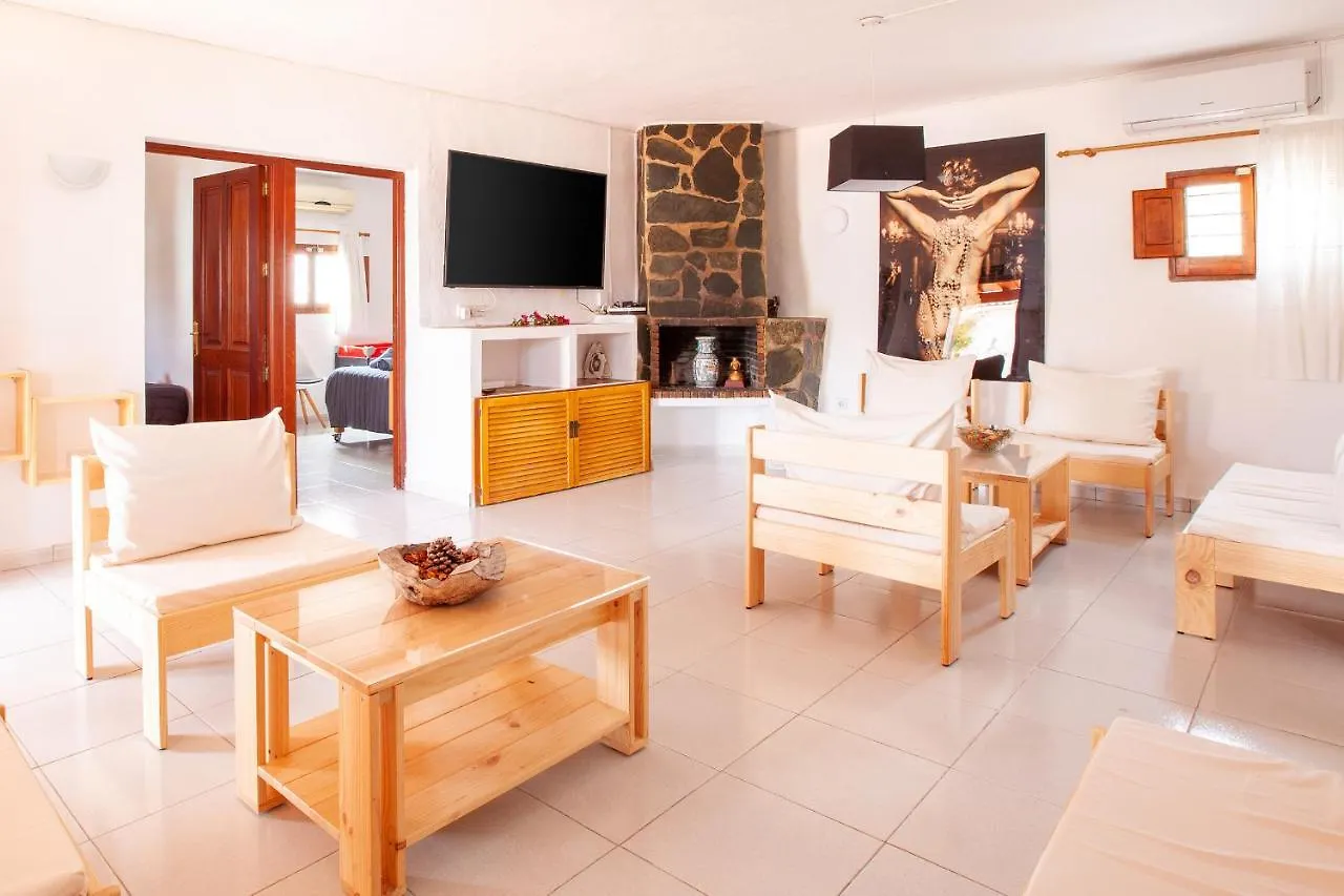 VillaBlanca Sant Rafel de sa Creu 0*,